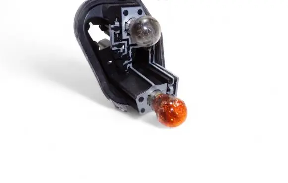Citroen C5 Tail light bulb cover holder