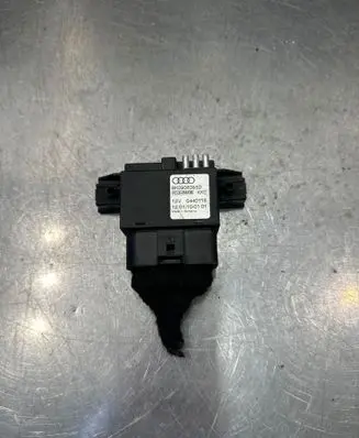 Audi A5 8T 8F Fuel injection pump control unit/module 8K0906093D 0440115