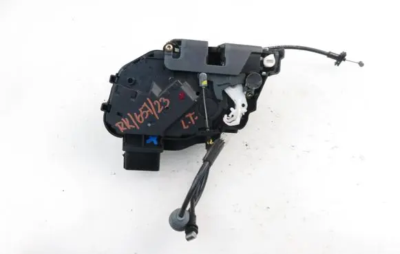 Volvo S40 Rear door lock 30663977