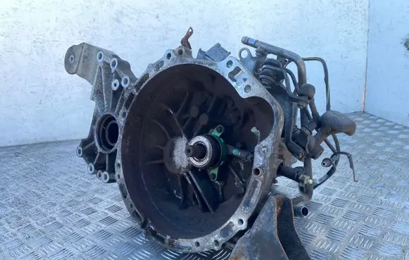 Mitsubishi Outlander Manual 5 speed gearbox W5MBB1AAY 4RCE95E 807917