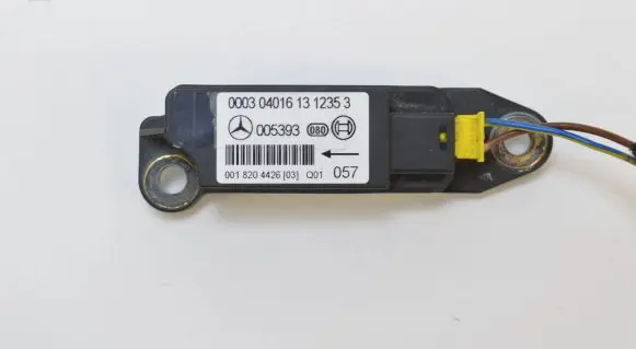 Mercedes-Benz CLK A209 C209 Airbag deployment crash/impact sensor 0018204426