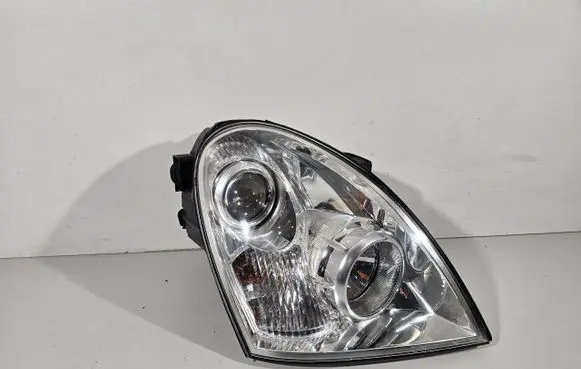 SsangYong Rexton Headlight/headlamp 10283768495