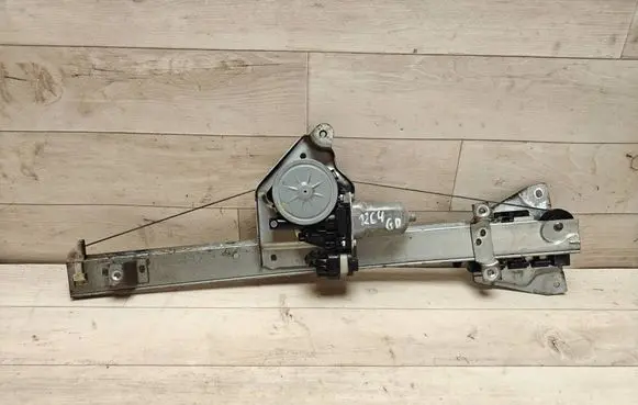 Mitsubishi Grandis Rear door window regulator with motor MR989947 0620402220