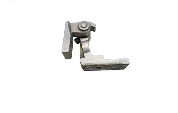 Audi A4 S4 B7 8E 8H Front door upper hinge 8E0831401A