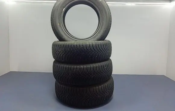 Skoda Octavia Mk1 (1U) R17 C winter tire 6938112628918