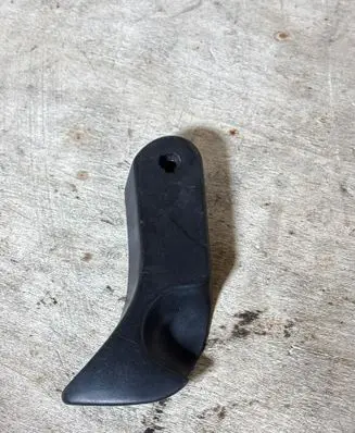 BMW 5 E39 Engine bonnet (hood) release handle 8226621 51238226621