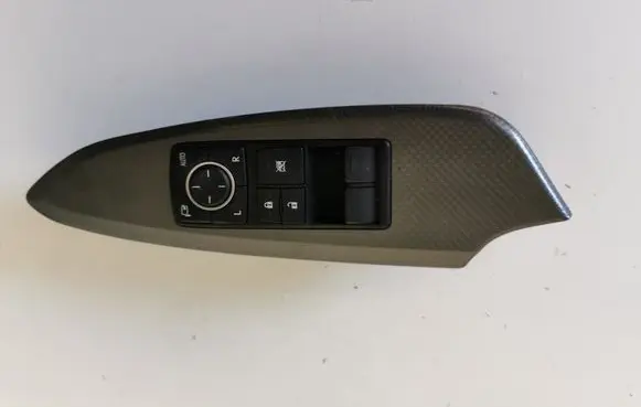 Lexus RC Electric window control switch 5154652
