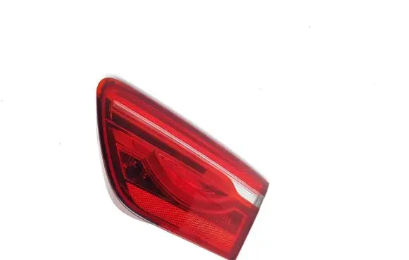 Jaguar XE Tailgate rear/tail lights 19733902