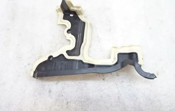 Ford Kuga II Timing belt guard (cover) 9802982780
