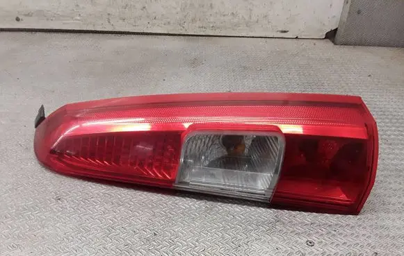 Volvo V70 Rear/tail lights