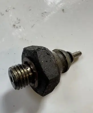 SsangYong Kyron Oil pressure sensor 