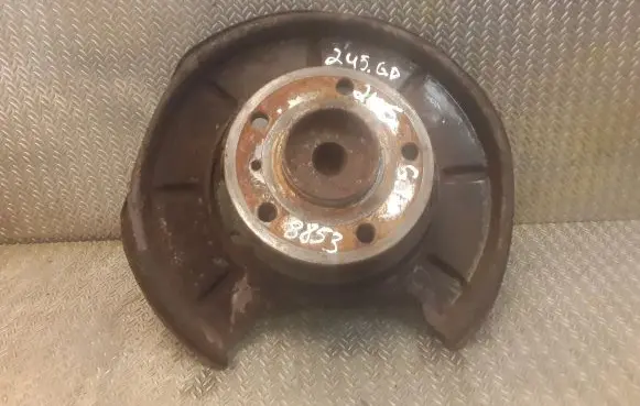 Mercedes-Benz B W245 Rear wheel hub