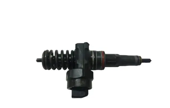Skoda Fabia Mk1 (6Y) Fuel injector 038130073J 0414720015