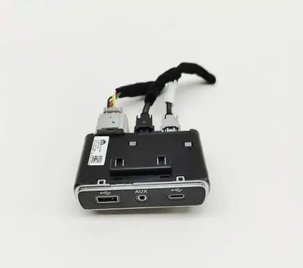 Alfa Romeo Giulia AUX in-socket connector 156152385 01561523850