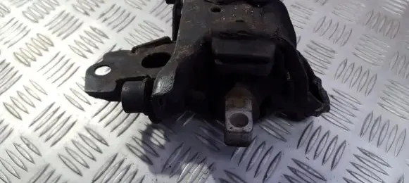 Volkswagen Polo Engine mount bracket 6q0199555