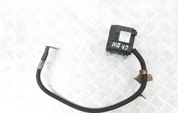 Mercedes-Benz S W220 Electric engine pre-heating system (optional) A0001591104