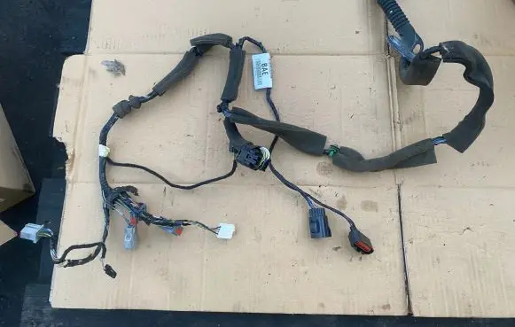 Ford Focus Front door wiring loom BV6T14K138 12439289000 A12491442