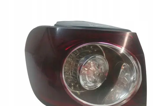 Volkswagen Golf V Rear/tail lights 5M0945095K