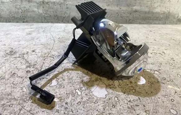 Headlight part