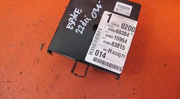 Renault Espace IV Fuse module 8200315