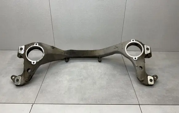 Porsche Cayenne (92A) Engine mounting bracket 7P0199207A
