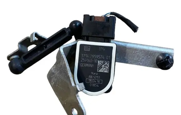 BMW 7 G11 G12 Rear height level sensor lever 2959574 37142959574 25916010