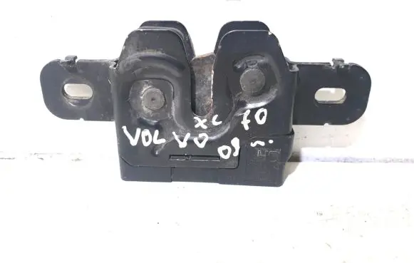 Volvo XC70 Engine bonnet (hood) release handle