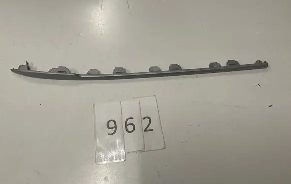 Hyundai Kona I Front bumper splitter molding 86574-DDAA1