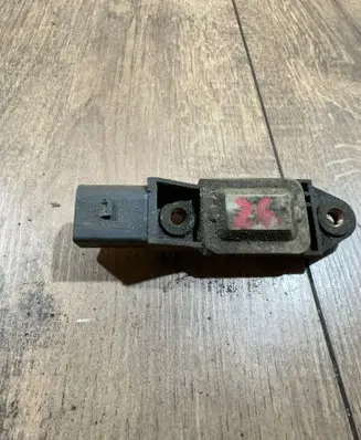 Mercedes-Benz CLS C219 Airbag deployment crash/impact sensor 0028201326 203214