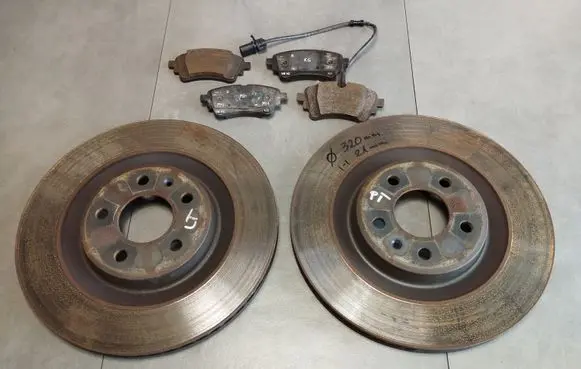 Audi A4 S4 B9 8W Rear brake disc 8W0615601K 8W0416AJ