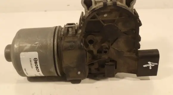 Citroen C3 Wiper motor 0390250001