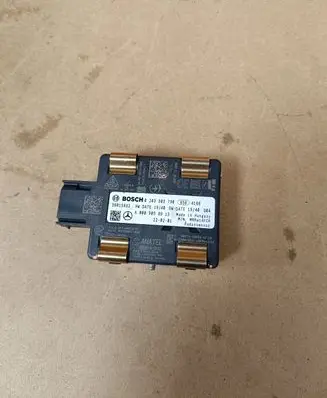 Mercedes-Benz GLC AMG Distronic sensor radar A0009058913