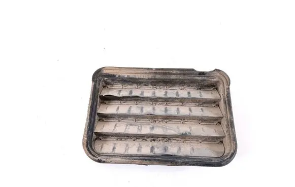 Mercedes-Benz ML W164 Fender grill A1648300042