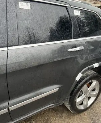 Jeep Grand Cherokee Rear door