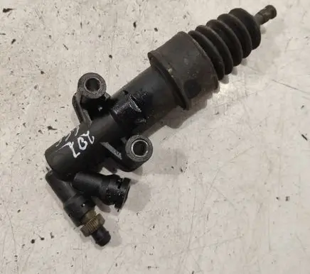 Peugeot 207 Clutch master cylinder