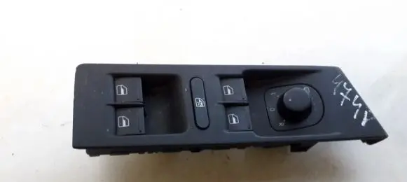 Volkswagen PASSAT B7 Electric window control switch 3AC857858A