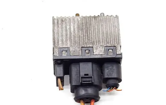 Audi A6 Allroad C5 Fan control module 8D0959501