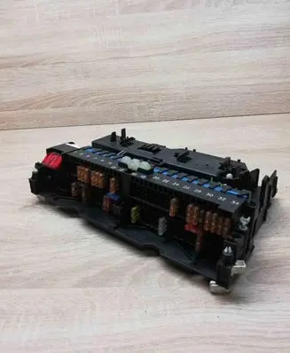 BMW 3 E46 Fuse box set 8364540 8387153