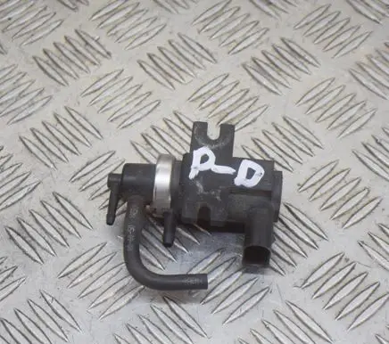 Volkswagen Phaeton Turbo solenoid valve 1J0906627C 72290303