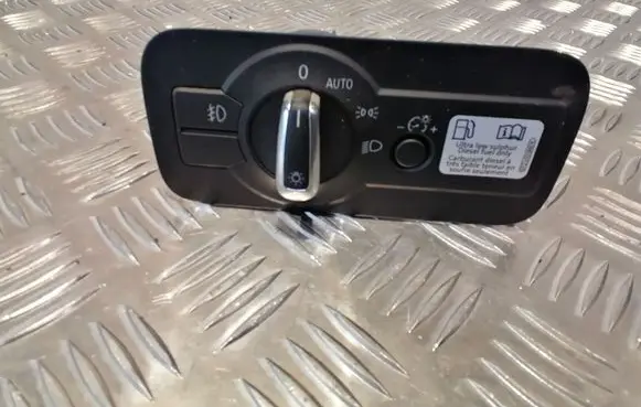 Volkswagen Touareg II Light switch 7P6941431E