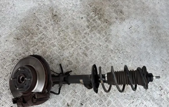 Toyota Yaris Front wheel hub spindle knuckle