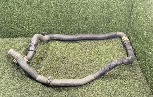 Renault Trafic III (X82) Engine coolant pipe/hose 924106155R 93450198