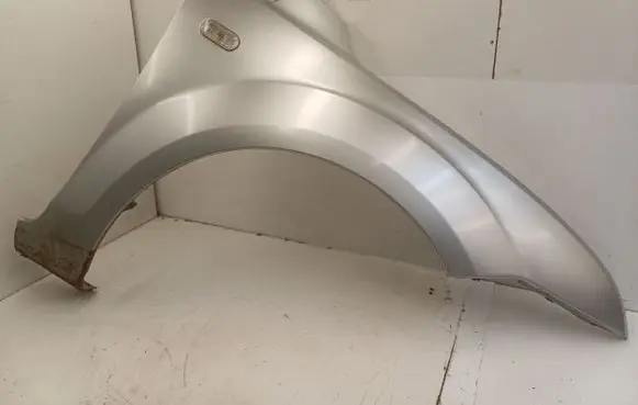 Ford Focus Fender 4M51A16570AD