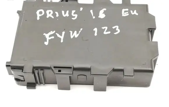 Toyota Prius (XW50) Gateway control module 50125134 8911147062
