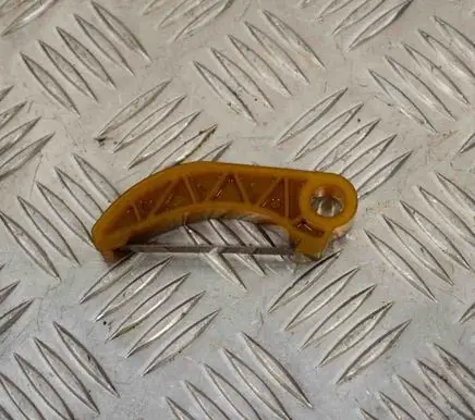 Mercedes-Benz GLK (X204) Slide rail for timing chain A2721810259