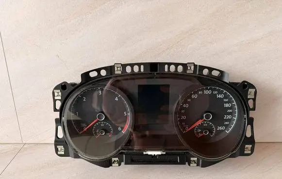 Volkswagen Golf VII Speedometer (instrument cluster) 5G0920860A