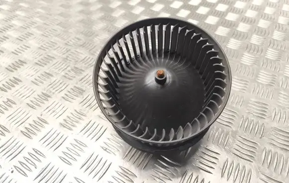 Ford Fiesta Heater fan/blower VP8E2H18456AB 3137231000 0130115551