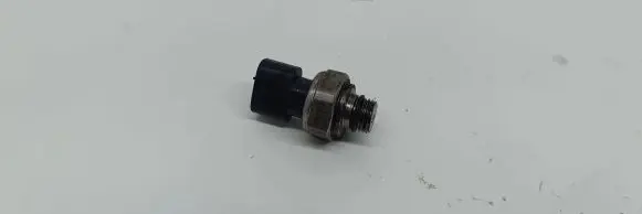 Toyota Avensis T250 Oil pressure sensor 8944851010