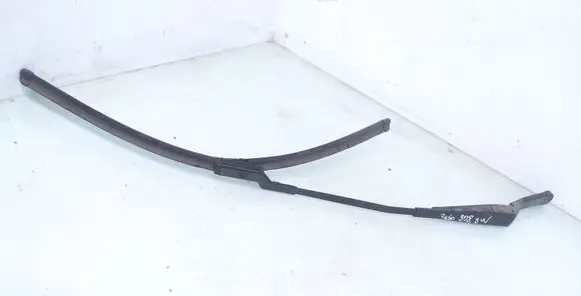 Peugeot 308 Windshield/front glass wiper blade 9680477280