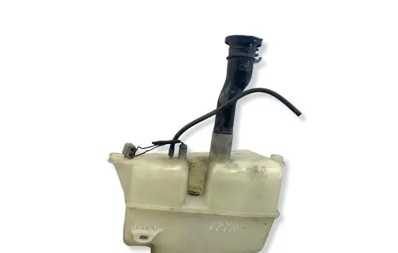 Volvo S70 V70 V70 XC Windshield washer fluid reservoir/tank 9190692
